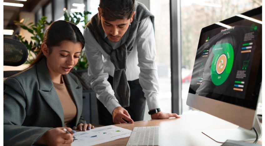 What are the Key Features to Look for in SaaS Accounting Software for a Growing Business?